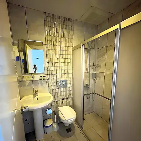 Beachway Hotel 3*