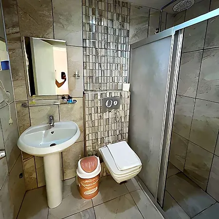 Beachway Hotel
