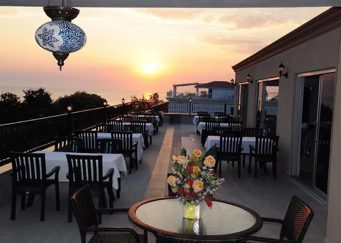 Beachway 3* Side