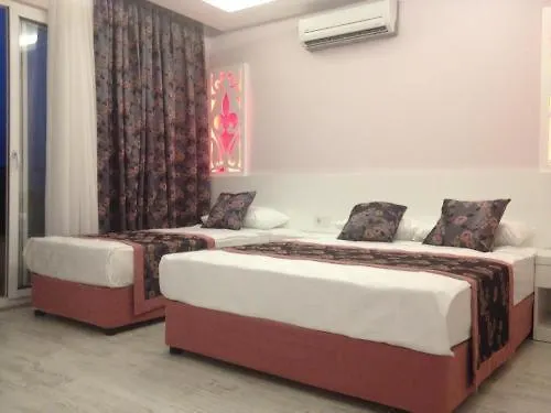Hotel Beachway 3*